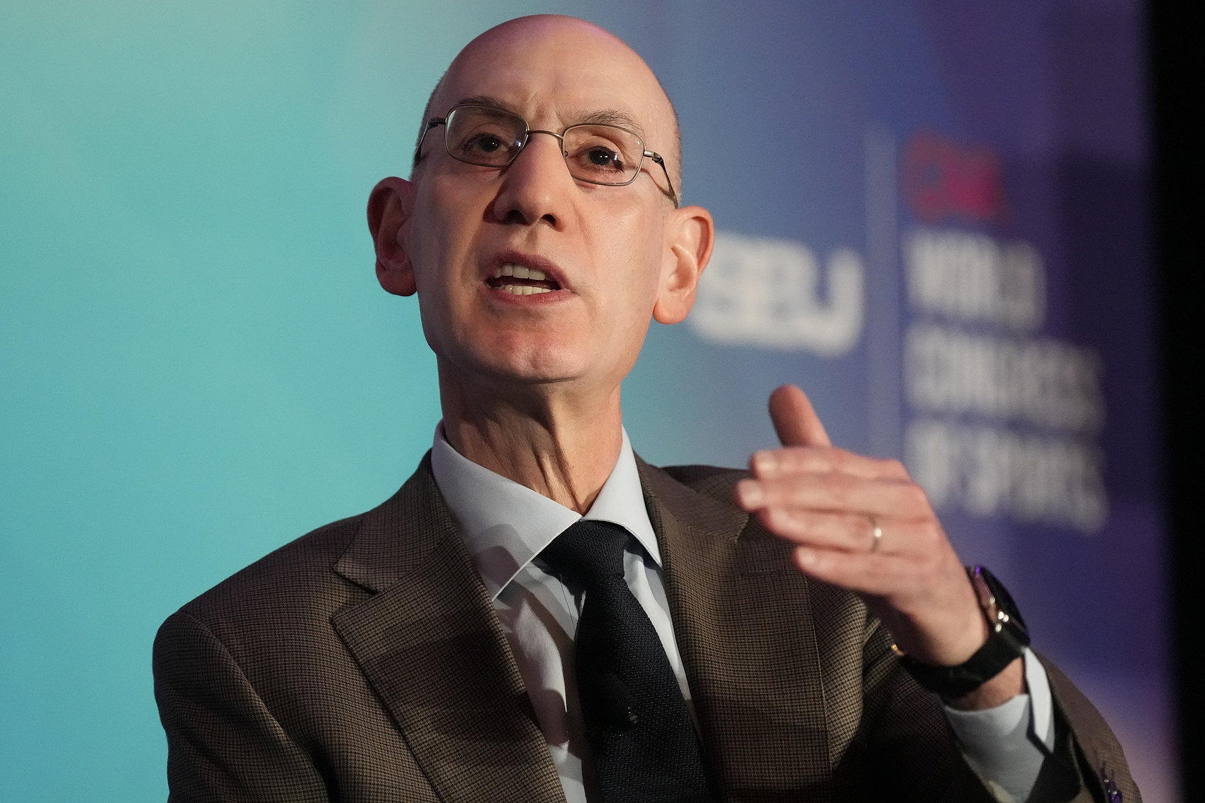 世界杯直播-凯尔特人交易获准今日通过 湖人仍在审批中 开拓者需待来年